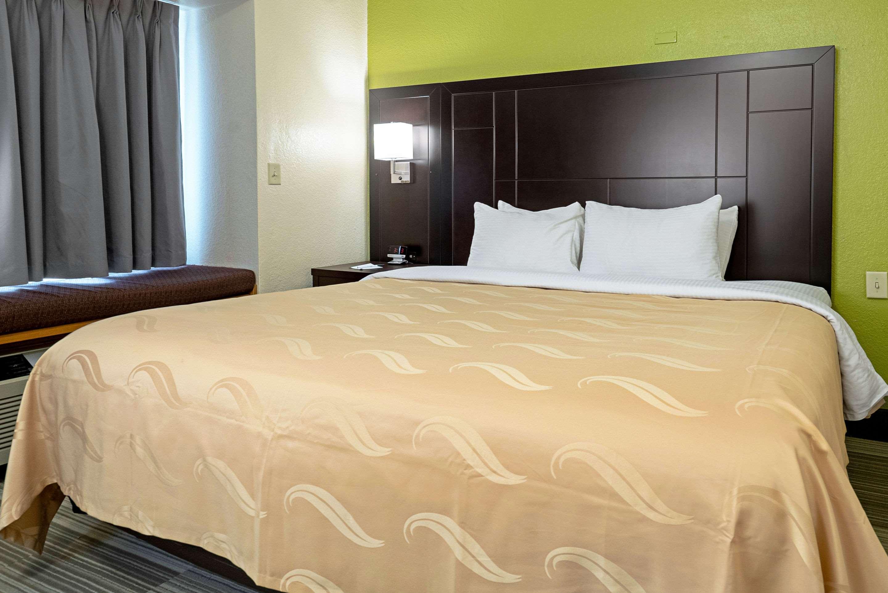 Quality Inn & Suites Robbinsville Buitenkant foto