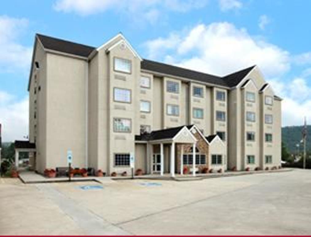 Quality Inn & Suites Robbinsville Buitenkant foto