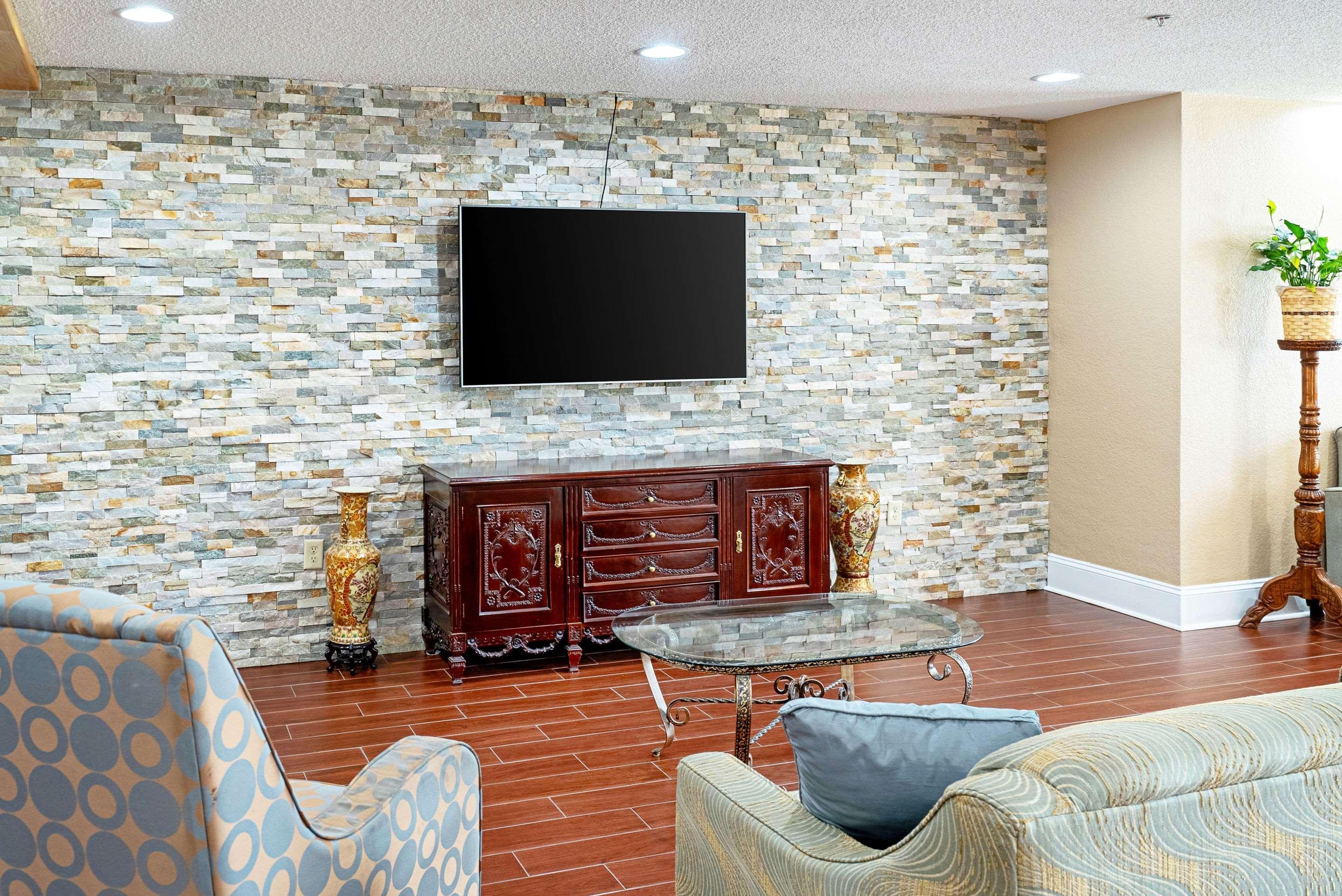 Quality Inn & Suites Robbinsville Buitenkant foto