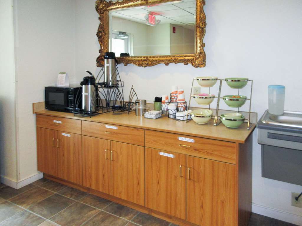 Quality Inn & Suites Robbinsville Interieur foto